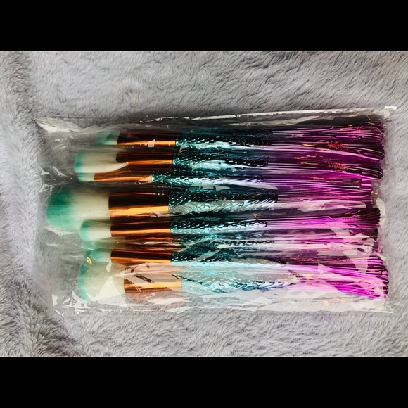 Mermaid makeup brushes set BN - Picture 8 of 8
